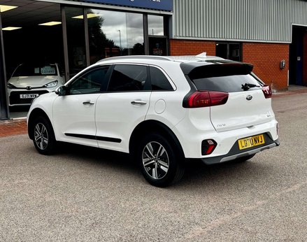 Kia Niro 1.6 Niro 2 HEV Semi-Auto 5dr 9