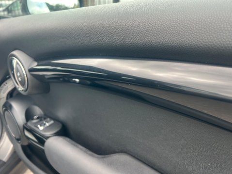 Mini Hatch 1.5 Cooper Euro 6 (s/s) 3dr 34