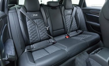 Audi RS6 Avant Performance Carbon Vorsprung 11