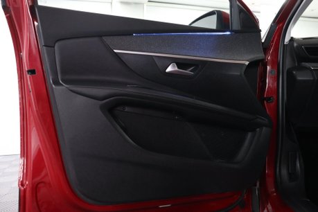 Peugeot 3008 PURETECH S/S ALLURE 44