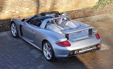 Porsche Carrera GT 9