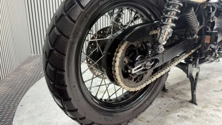 Triumph Scrambler 2014 ONLY 11K EXCELLENT CONDITION LONG MOT WARRANTY 15