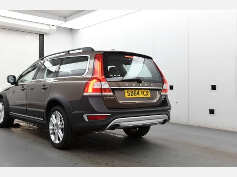 Volvo XC70 2.4 XC70 SE Luxury Nav D5 AWD Auto 4WD 5dr 7