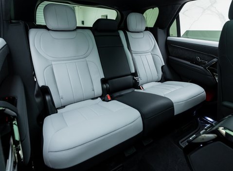 Land Rover Range Rover Sport P530 First Edition 14