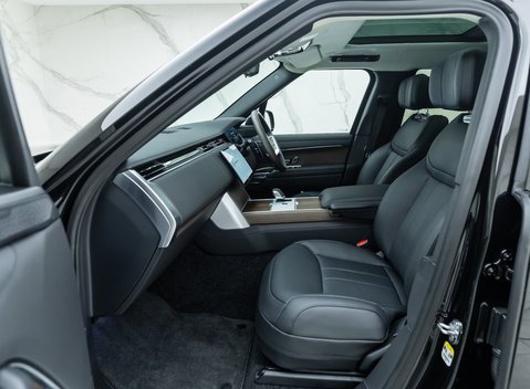 Land Rover Range Rover P460e Autobiography LWB 19