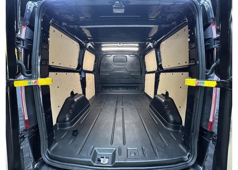 Ford Transit Custom 2.0 280 EcoBlue Limited Panel Van 5dr Diesel Manual L1 H1 Euro 6 (s/s) (130 31