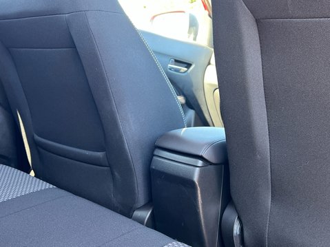 Suzuki Vitara SZ-T BOOSTERJET MHEV 38