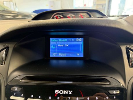 Ford Focus 2.0T EcoBoost ST-2 Euro 5 (s/s) 5dr 25