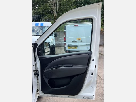 Fiat Doblo 1.6 JTD MultiJet 16v Maxi L2 H1 4dr 28