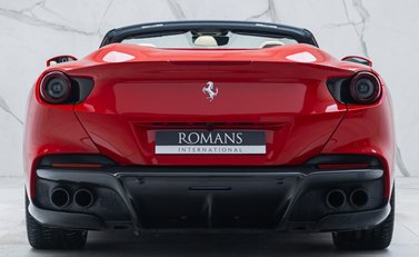 Ferrari Portofino M 11