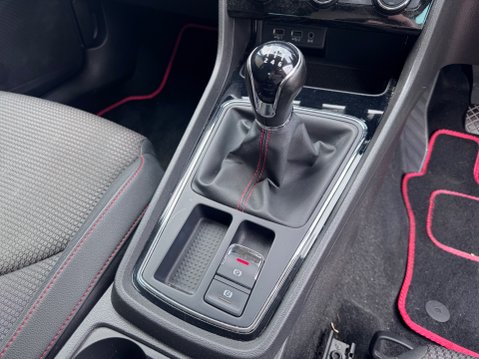 SEAT Leon TSI FR TECHNOLOGY 18
