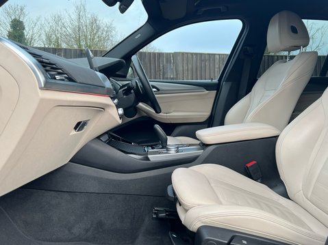 BMW X3 XDRIVE20D M SPORT 3