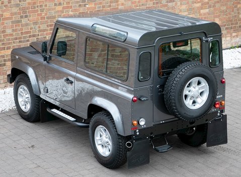 Land Rover Defender 90 TD XS Station Wagon 9