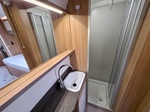 Bailey Alicanto Grande Estoril  18