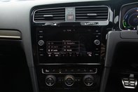 Volkswagen Golf GTE ADVANCE DSG 25