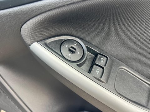 Ford Focus 1.6 Zetec Powershift Euro 6 5dr 32