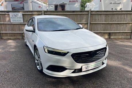 Vauxhall Insignia 1.5T SRI VX-LINE NAV 5dr