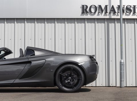 McLaren 650S Spider 29