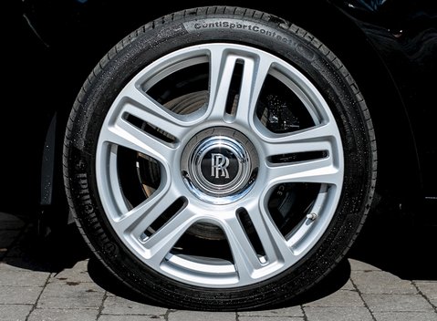 Rolls-Royce Ghost Series II 10