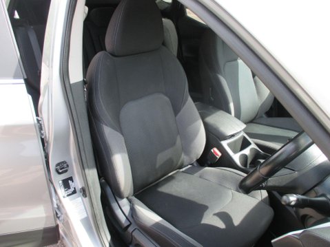 Nissan Qashqai 1.3 DIG-T N-Connecta Euro 6 (s/s) 5dr 24