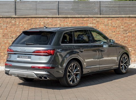 Audi SQ7 7
