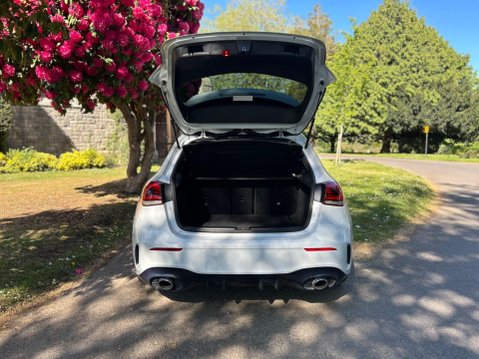 Mercedes-Benz A Class AMG A 35 4MATIC PREMIUM 52