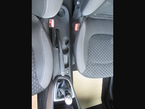 Renault Captur 0.9 TCe ENERGY Dynamique Nav Euro 6 (s/s) 5dr 37