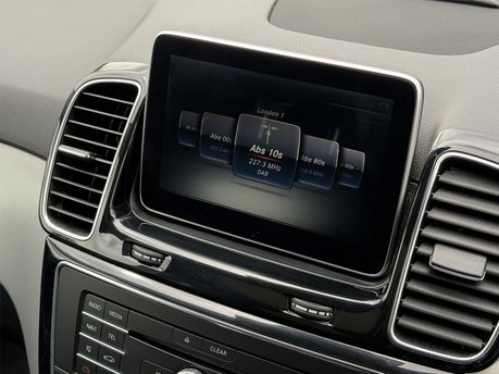 Mercedes-Benz GLE GLE 250 D 4MATIC AMG LINE PREMIUM 66