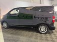 Vauxhall Vivaro 1.5 Vivaro F2700 Professional S/S 4