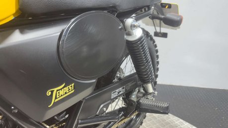 Ajs Tempest Scrambler 125 2019 ONLY 2K GREAT CONDITION CAFE 125CC LEARNER BIKE NEW MOT 13