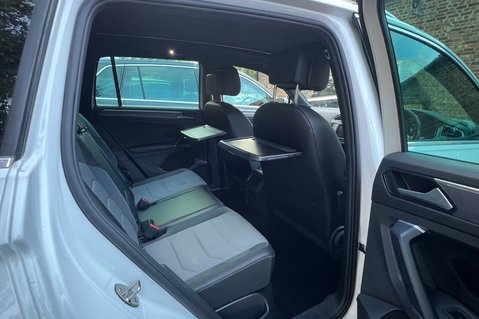 Volkswagen Tiguan R LINE TDI BMT 4MOTION DSG - PAN ROOF -2 OWNERS - 10 SERVICES 7