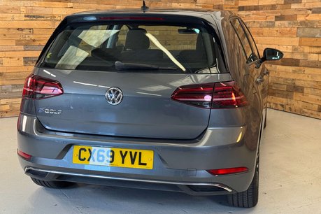 Volkswagen Golf 35.8kWh e-Golf Hatchback 5dr Electric Auto (136 ps) 85