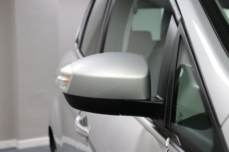 Ford C-Max ZETEC 33