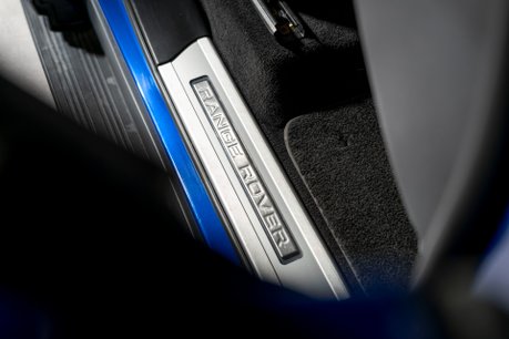 Land Rover Range Rover Sport SVR URBAN EDITION. URBAN EDITION. FIXED SIDE STEPS. PANO ROOF. PIXEL LEDS. 62