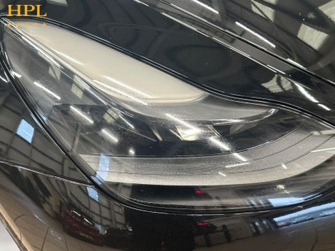 Tesla Model 3 Standard Range Plus Saloon 4dr Electric Auto RWD (241 bhp) Air Con - Alloys 9