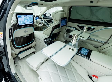 Mercedes-Benz S Class S580 Maybach First Class 51