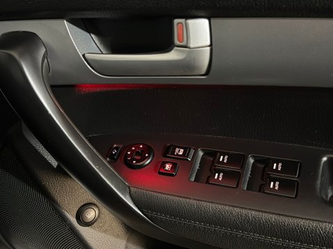 Kia Sorento CRDI KX-3 SAT NAV 28