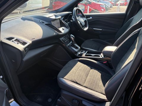 Ford Kuga ST-LINE TDCI 14