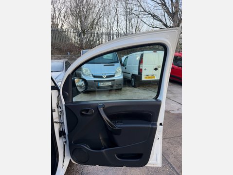 Mercedes-Benz Citan 1.5 109 CDI BlueEfficiency Panel Van 5dr Diesel Manual L1 Euro 6 (s/s) (90 28
