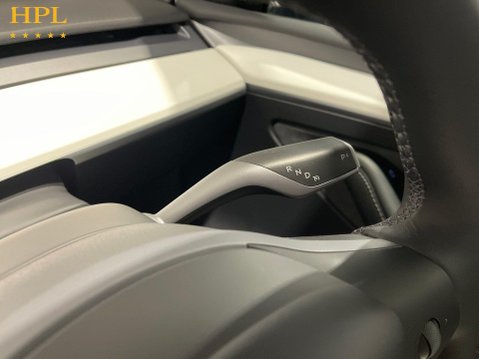 Tesla Model Y (Dual Motor) Long Range SUV 5dr Electric Auto 4WDE (384 bhp) Air Con - Allo 16