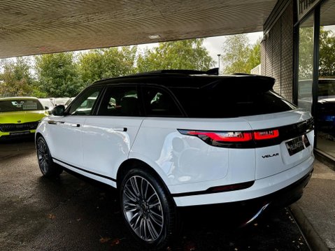 Land Rover Range Rover Velar 2.0 D200 MHEV R-Dynamic HSE Auto 4WD Euro 6 (s/s) 5dr 14