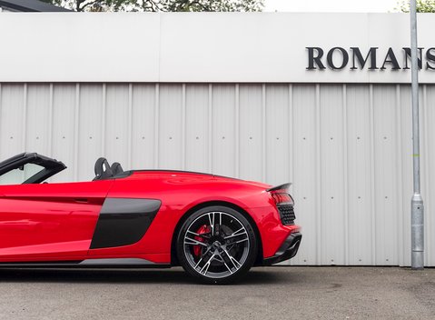Audi R8 Spyder V10 Performance Carbon Black 31