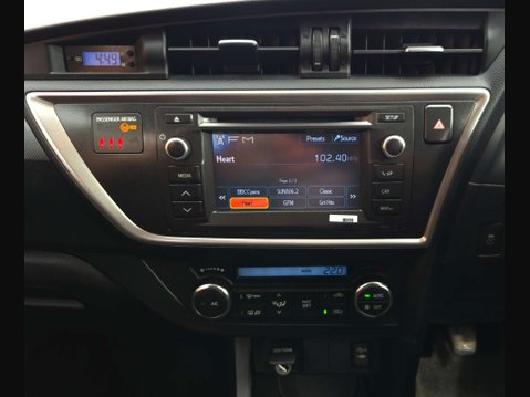 Toyota Auris 1.6 Auris Sport Valvematic 5dr 13