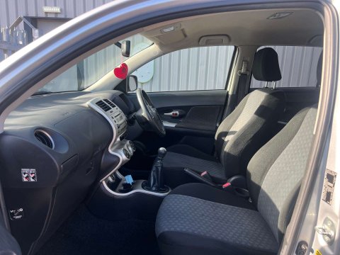 Toyota Urbancruiser 1.4 Urban Cruiser D-4D 4WD 5dr 13