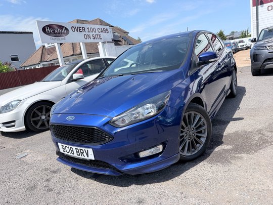 Ford Focus 1.0 ST-LINE NAVIGATION