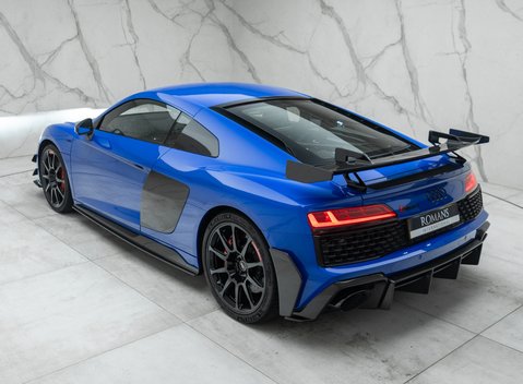Audi R8 GT 12