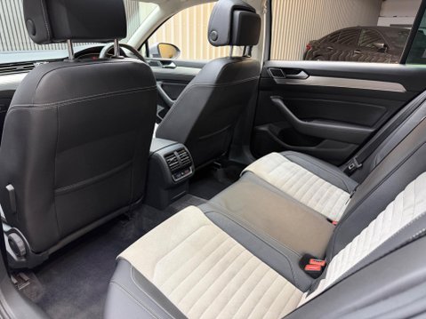 Volkswagen Passat 2.0 TDI GT Euro 6 (s/s) 5dr 41