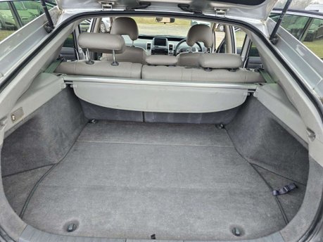 Toyota Prius 1.5 T3 CVT 5dr 38