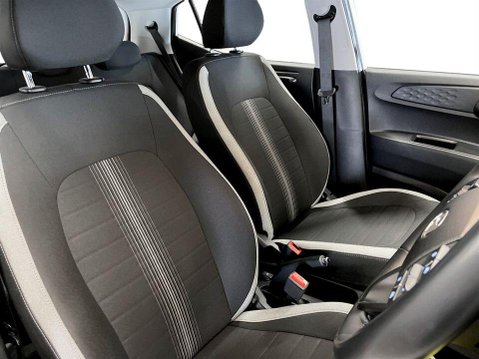 Hyundai i10 1.0 Advance Hatchback 5dr Petrol Manual Euro 6 (s/s) (67 ps) Cruise Contro 11