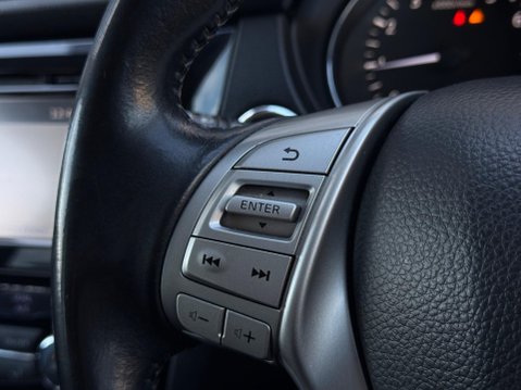 Nissan Qashqai 1.2 DIG-T n-tec 2WD Euro 6 (s/s) 5dr 84